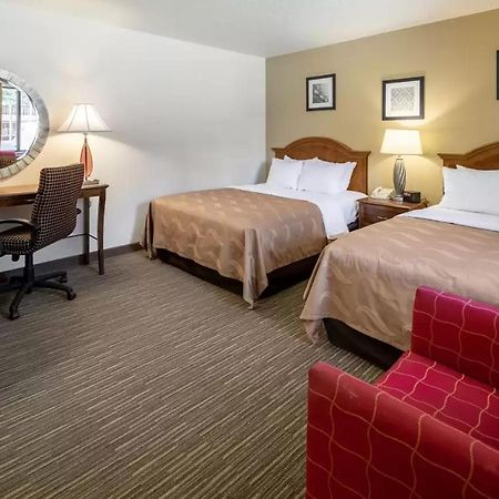 Quality Inn Keystone Near Mount Rushmore Buitenkant foto