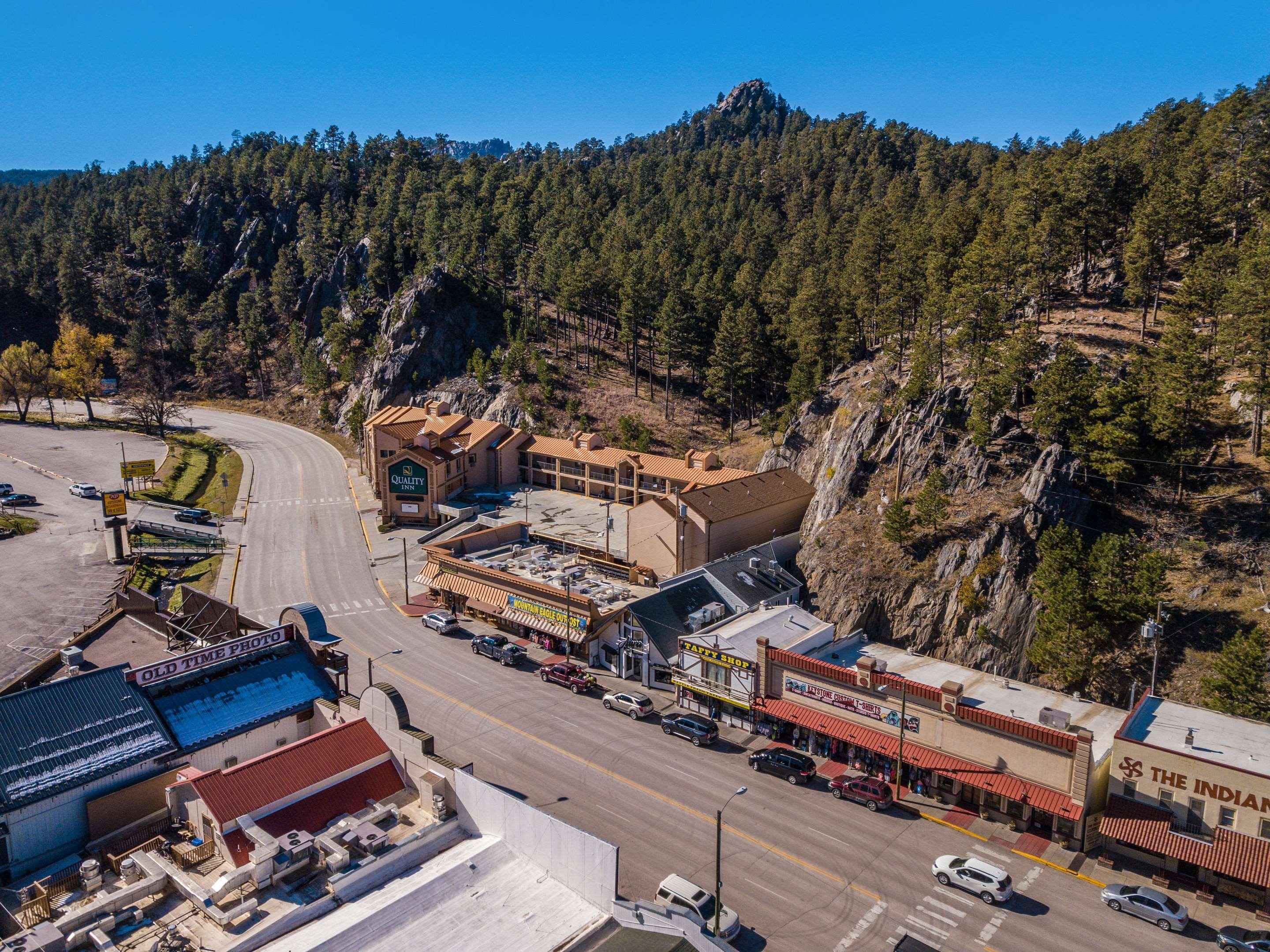 Quality Inn Keystone Near Mount Rushmore Buitenkant foto