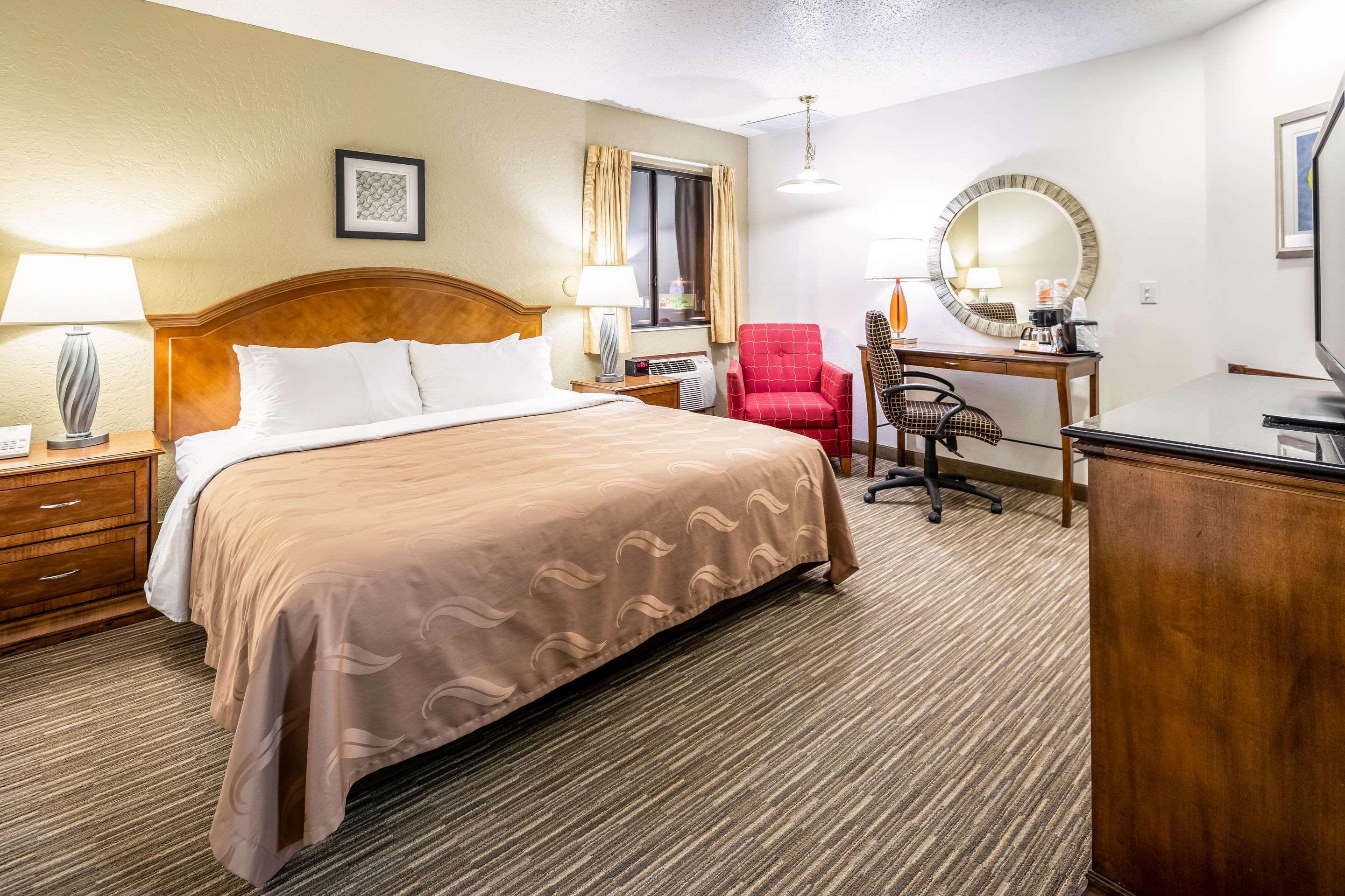 Quality Inn Keystone Near Mount Rushmore Buitenkant foto