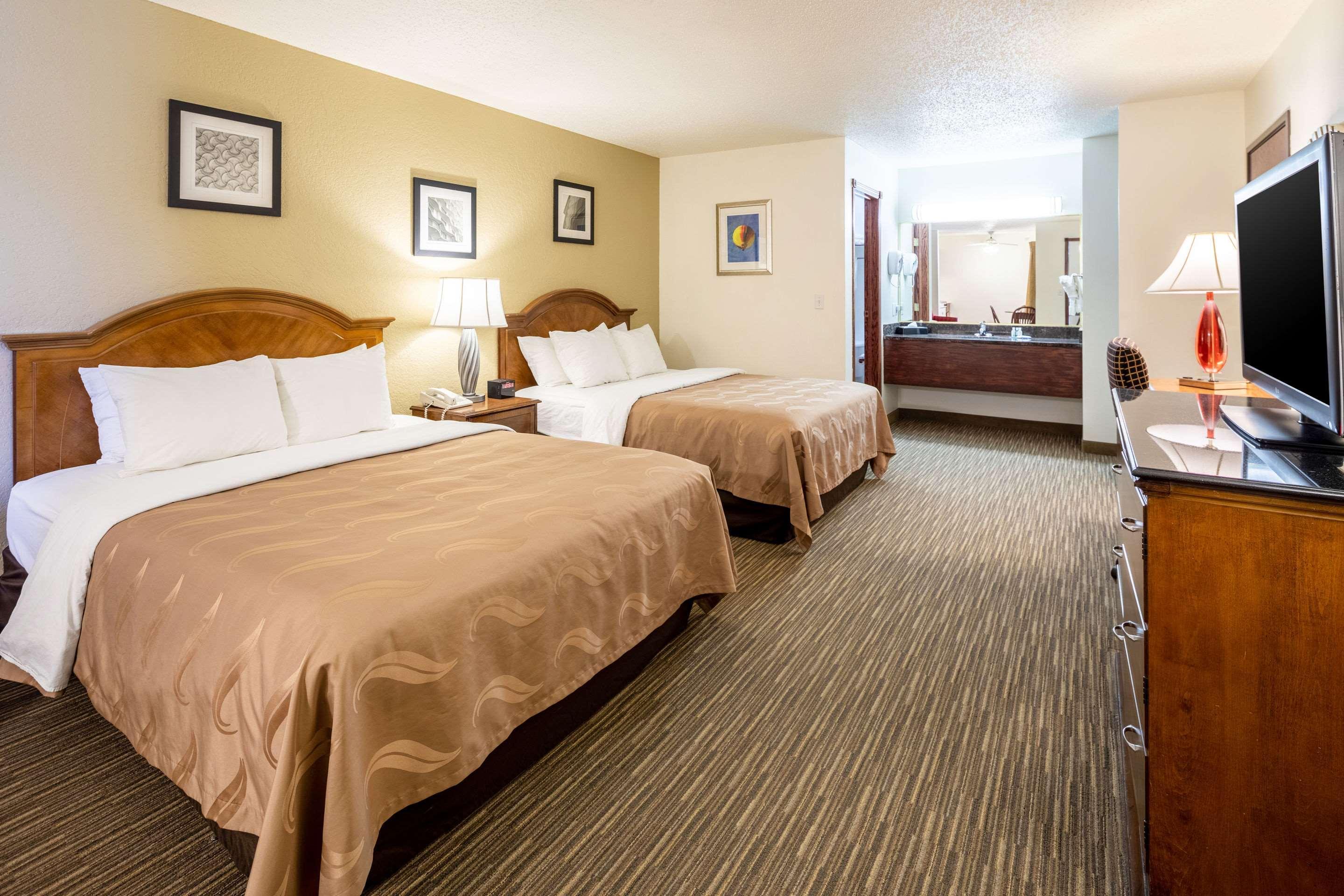 Quality Inn Keystone Near Mount Rushmore Buitenkant foto